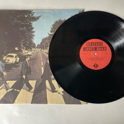 Винтажная виниловая пластинка LP The Beatles Abbey Road (Россия 1993)