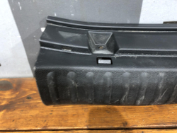 Обшивка замка багажника Kia Ceed 3 (CD) Б/У Оригинал 85771J7300