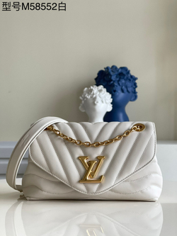 Louis Vuitton New Wave Chain Bag