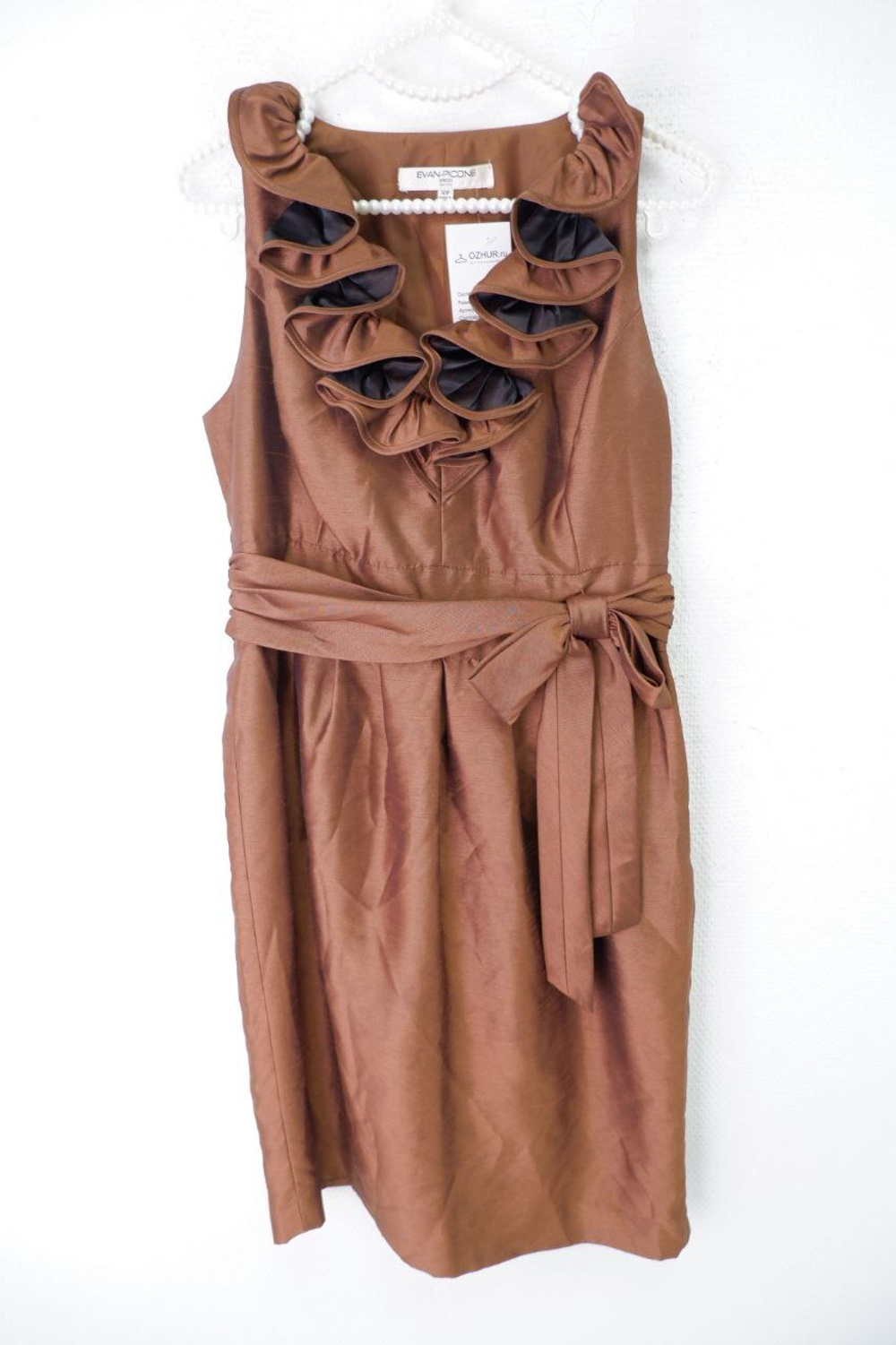 Платье Evan-Picone атласное 44 размер