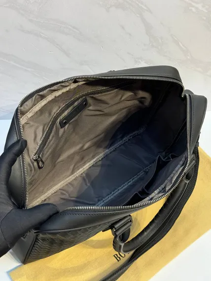 Кожаный портфель Bottega Veneta с плечевым ремнем