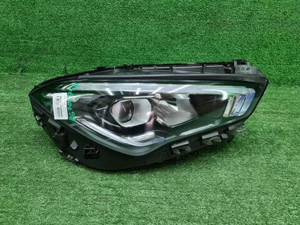 Фара правая Mercedes CLA C118 (2019-2023) LED