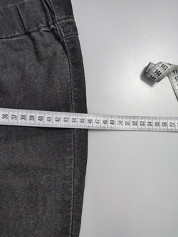 Джинсы  серые на резинке 44 размер