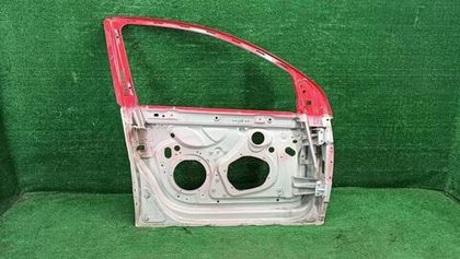 Дверь передняя правая VW Golf 5 (2003-2009)