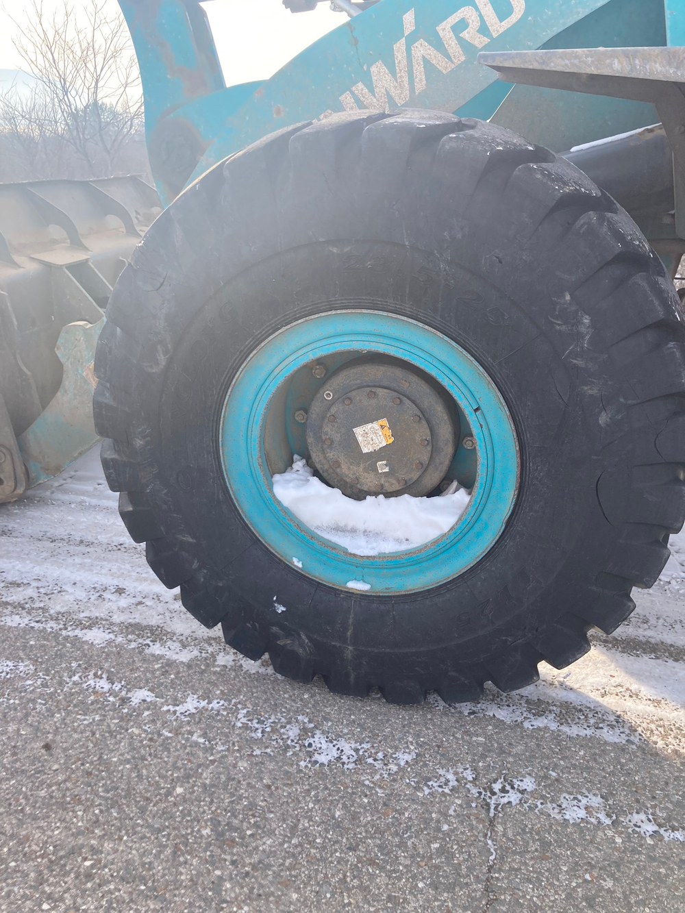 SUNWARD SL* Фронтальный погрузчик SL52W (Дизельный, 9,7 л, 220 л.с., АТ)
