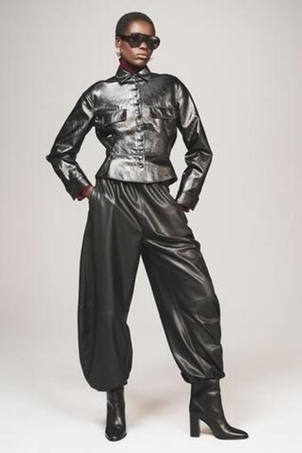 ZARA КУРТКА-ПЕПЛУМ ИЗ ИСКУССТВЕННОЙ КОЖИ — THE ITEM ZARA WOMAN, ЧЕРНЫЙ