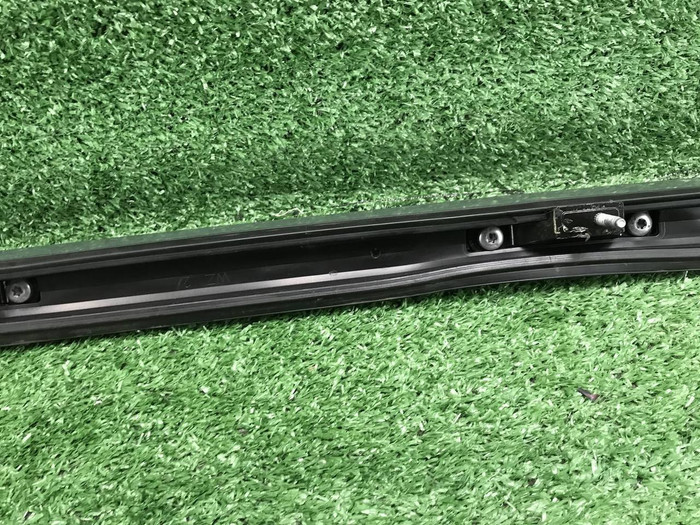 Рейлинг левый Mercedes GLC X253 (2015-2022)