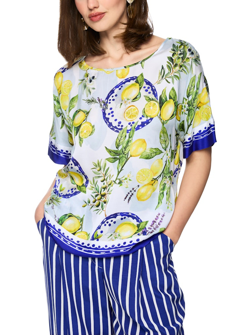 Marc-Cain-Ad_FrühjahrSommer-2026_100_AA-51.12-W03_7