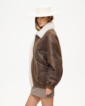 Дублёнка-бомбер свободного кроя