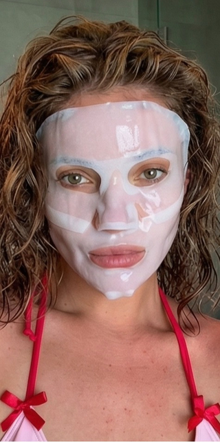 Ксения Логинова