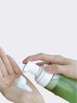 Celimax The Real Noni Acne Bubble Cleanser мягкая очищающая пенка на основе нони