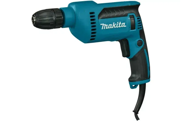 Дрель Makita DP4021