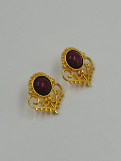 Серьги с фиолетовыми кабошонами