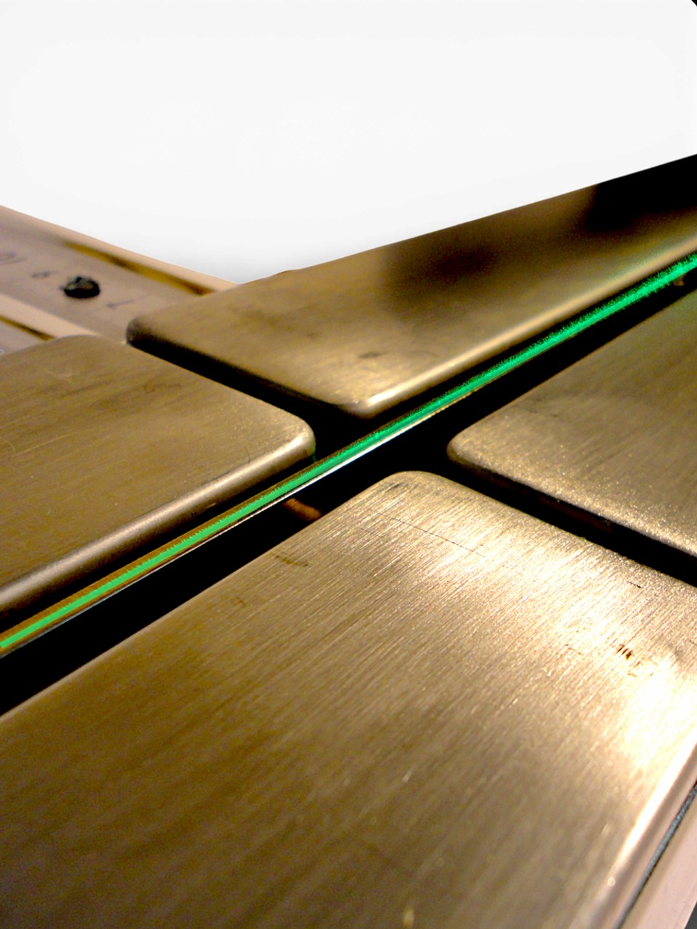 Плиткорез ручной SINICA MAX LIFE - HTC1200ML, рез до 1200мм.; 6-18 мм; зеленый лазер