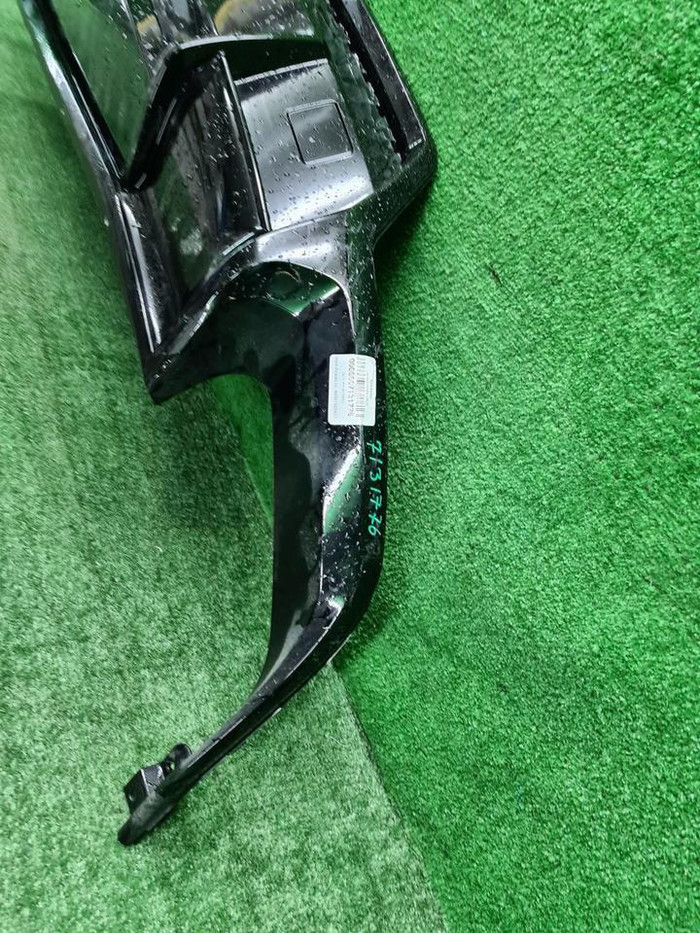 Юбка заднего бампера Lamborghini Urus (2017-н.в.)