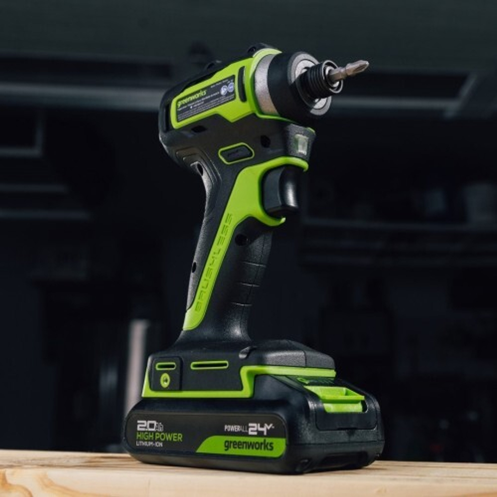 Гайковерт аккумуляторный GREENWORKS ID3170 ударный, 24V, 2 АКБ 2Ач и ЗУ 3804907CUC