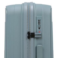 Чемодан средний (М) полипропилен "Fabretti"