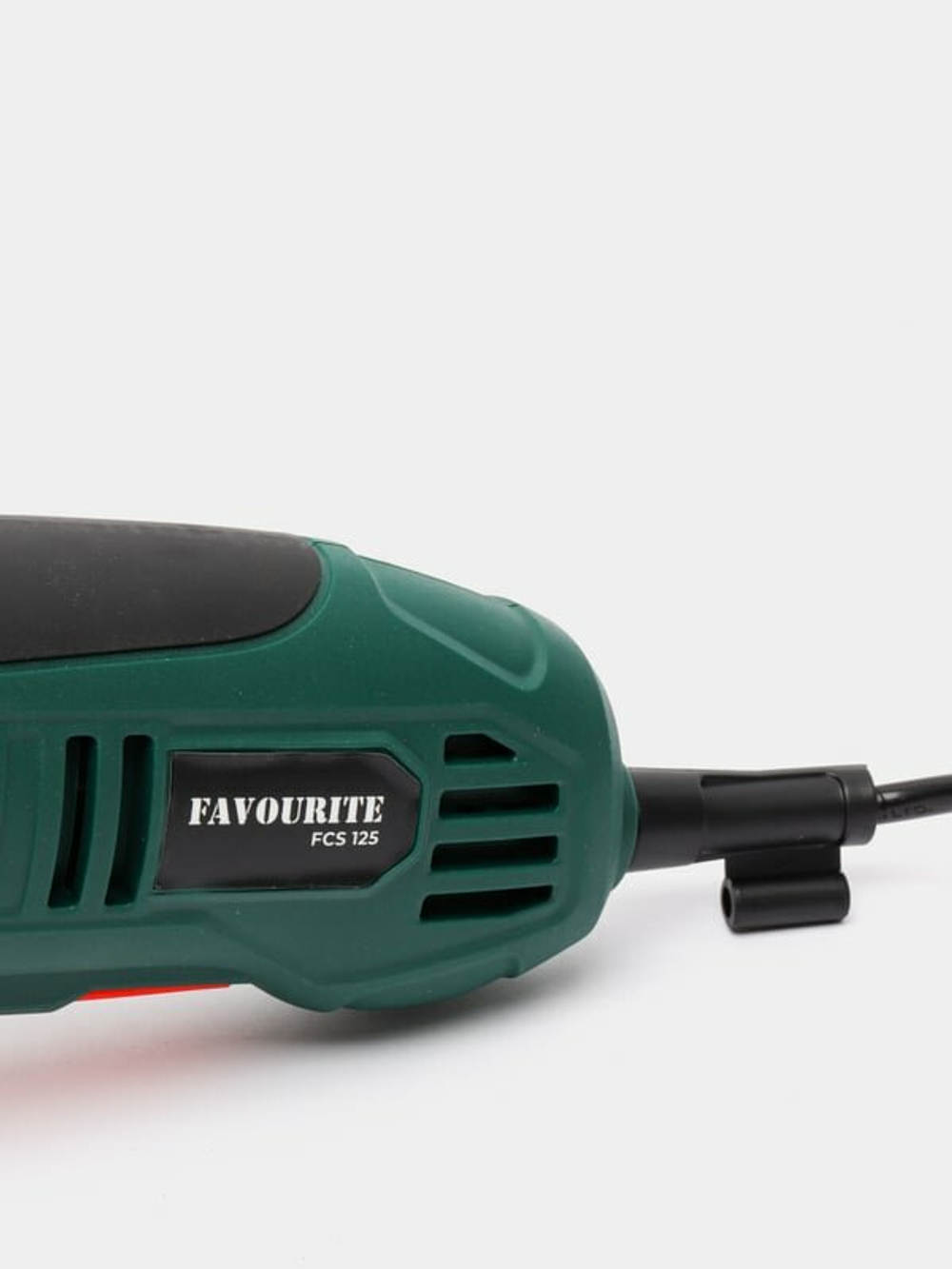 Дисковая пила FAVOURITE FCS-125, 1100 Вт, зеленый/черный