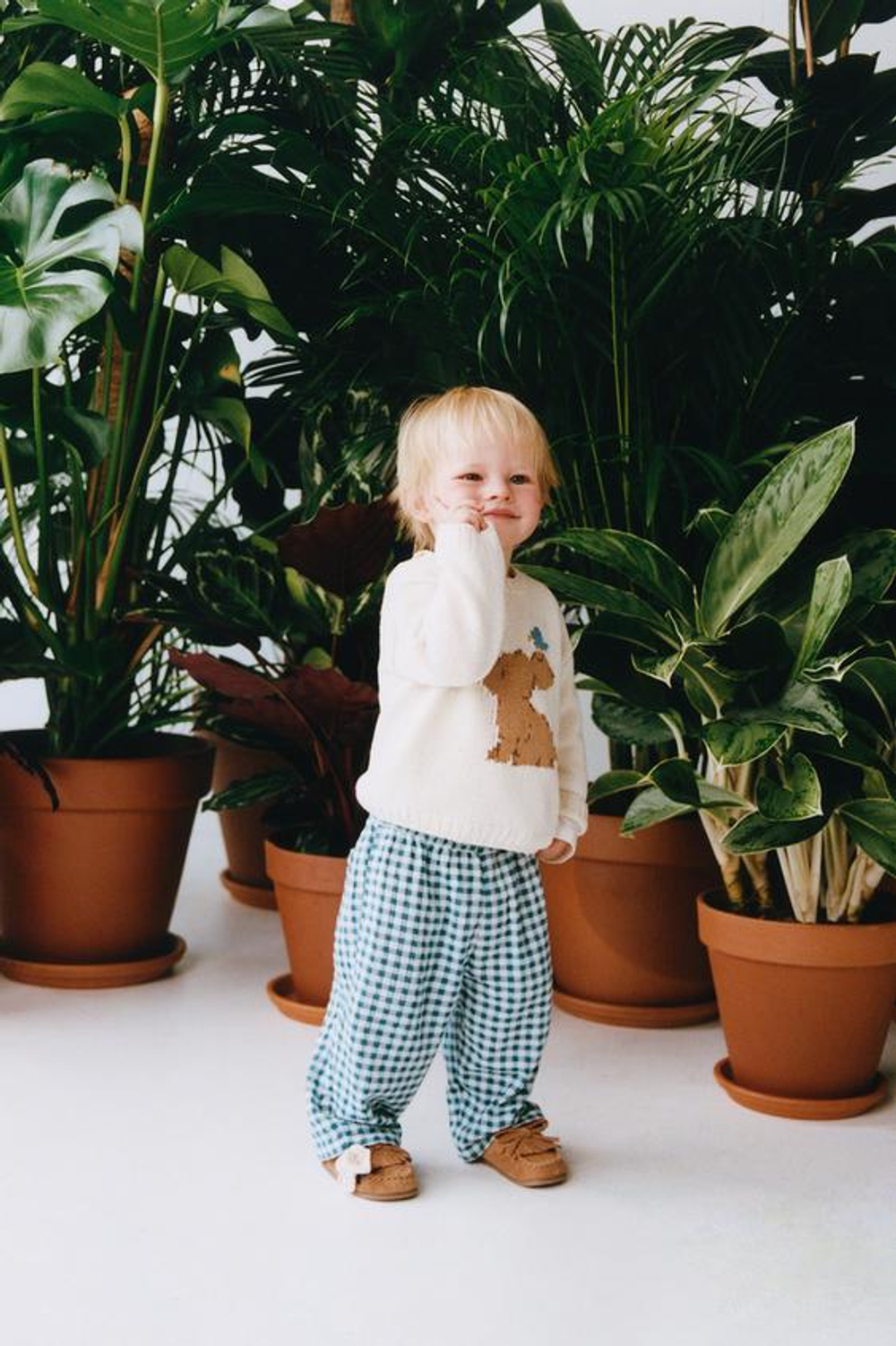 ZARA ВЯЗАНЫЙ СВИТЕР С ЗАЙЧИКОМ, ЭКРЮ