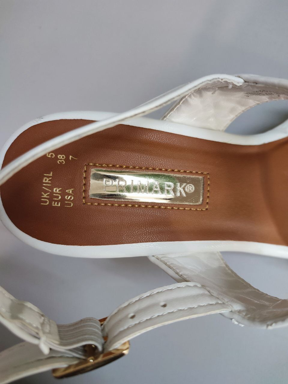 Босоножки Primark на танкетке 38 размер