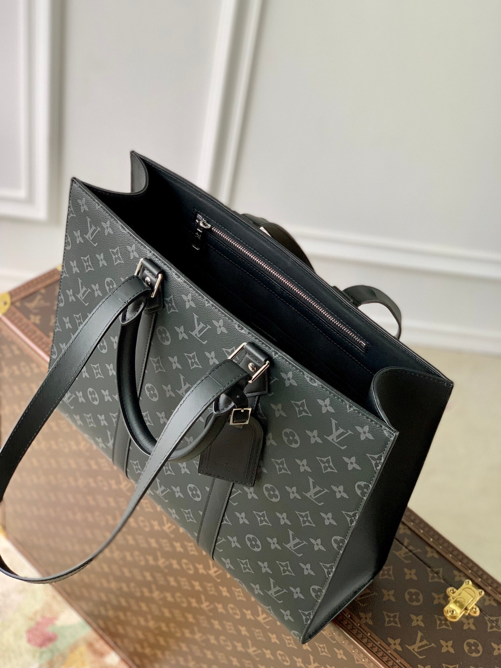 Louis Vuitton Sac Plat 24H