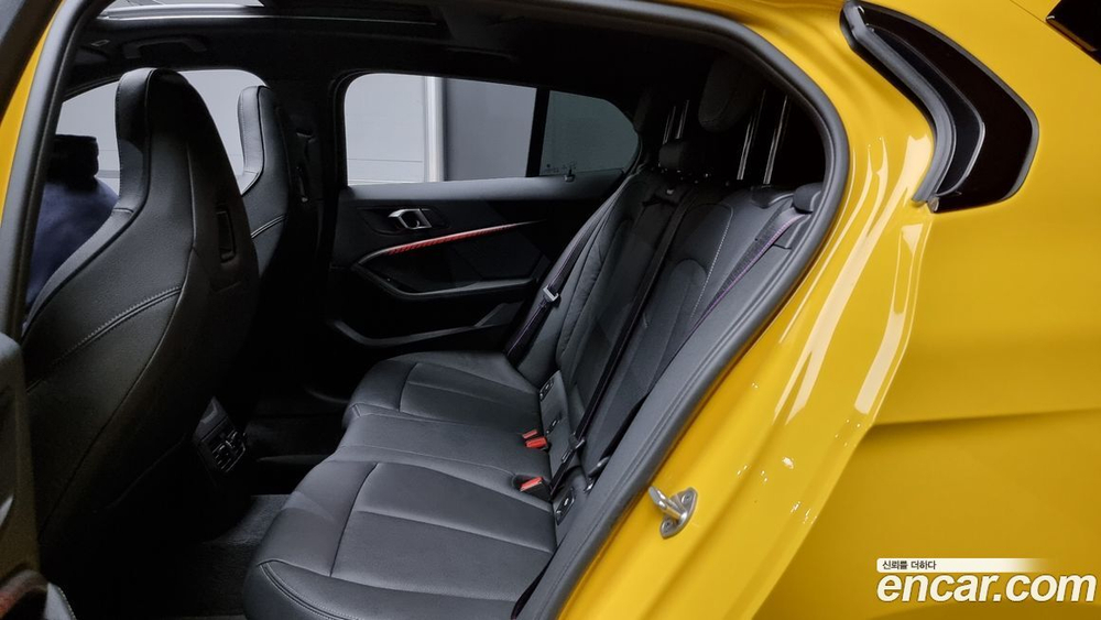 BMW 1 Series (F40) M135i xDrive 프리즘 (06.2022)