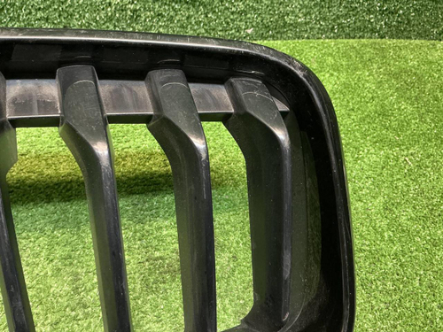 Решетка радиатора правая BMW X2 F39 (2017-2023)