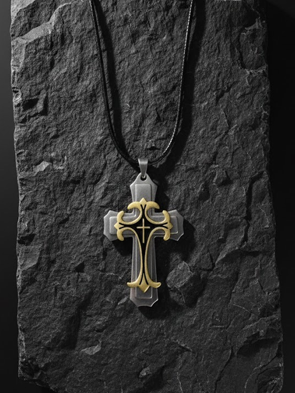 Крупный массивный крест из нержавеющей стали