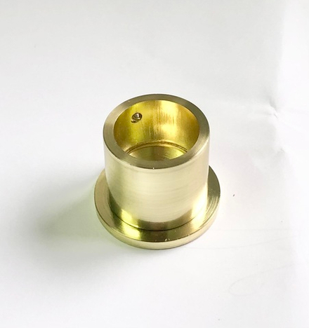 Кронштейн Ост боковой торцевой закрытый d25 мм, цвет латунь