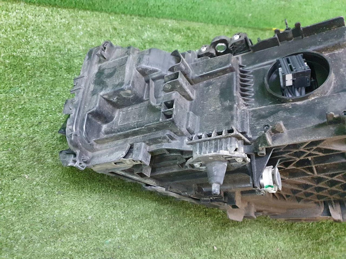Фара правая BMW 7er G11 G12 (2019-2022) Laser