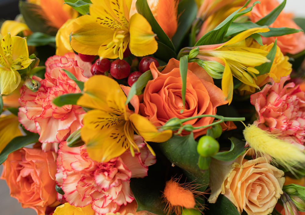 Цветы в коробке Мандариновый фреш