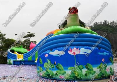 Надувной наземный аквапарк «Пруд с лотосами», 25*25*5 м