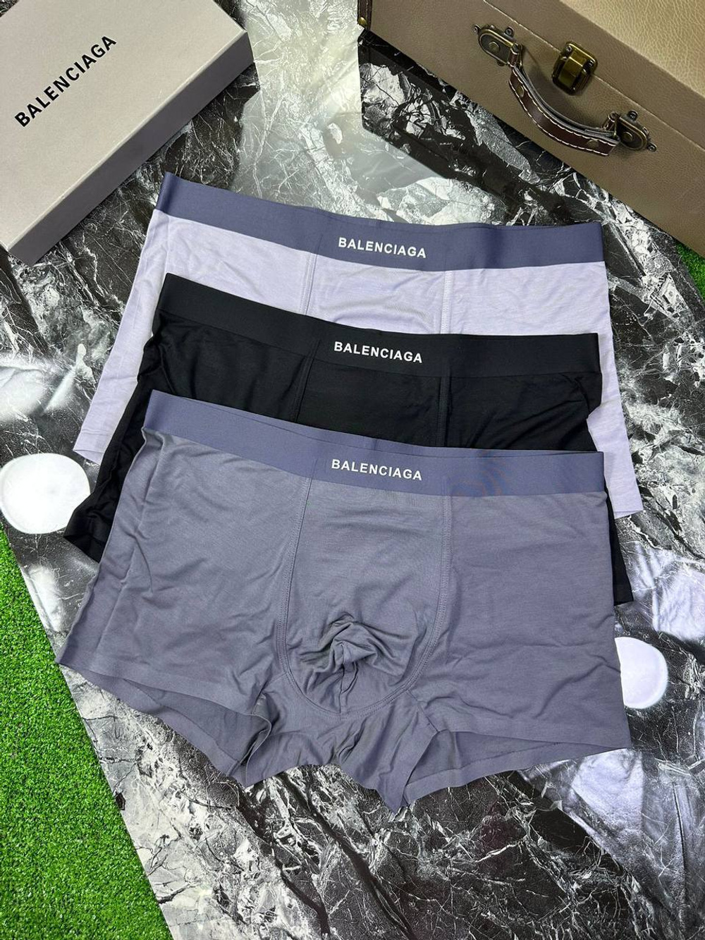 Боксеры Balenciaga