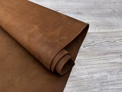 Рулон натуральной кожи Этруско цв. Коричневый / Etrusco Nabuk Brown, тощ. 1,8-2,0 мм