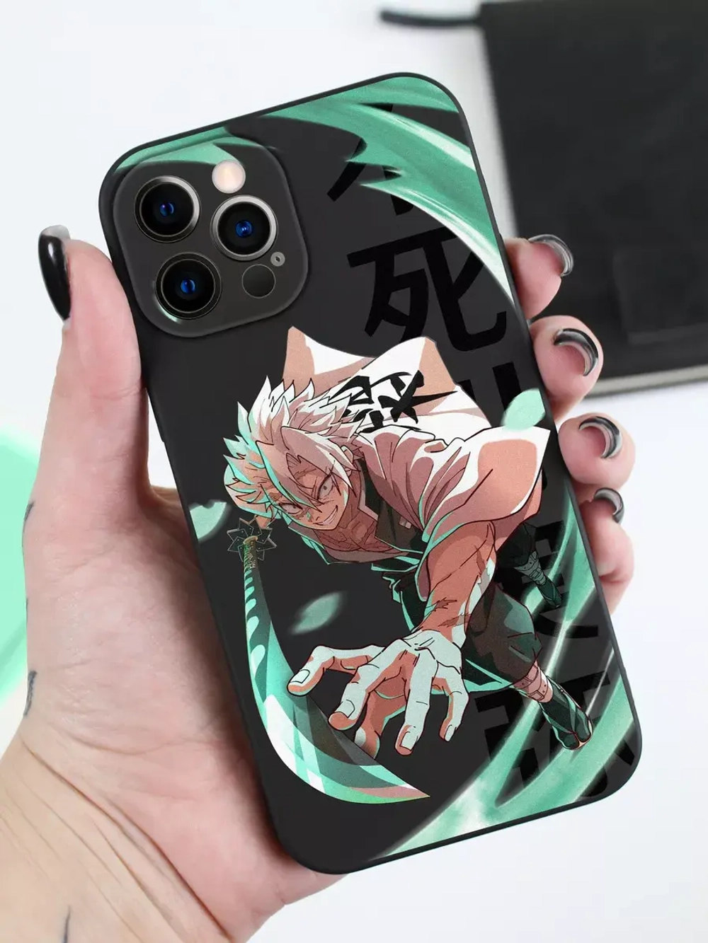 Чехол на iPhone 12 Pro с принтом