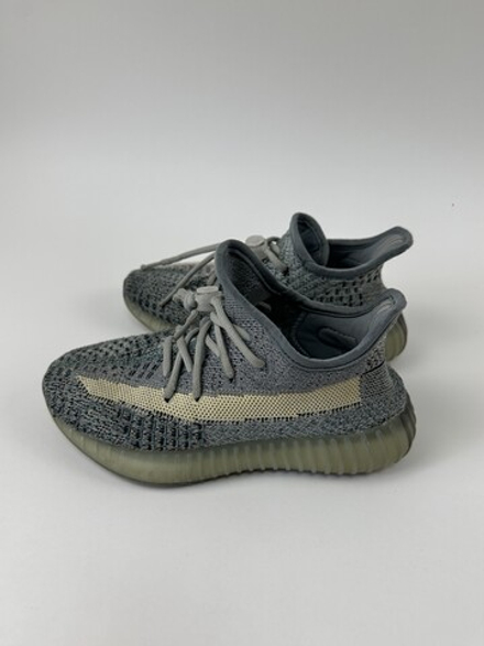 Кроссовки Adidas Yeezy boost