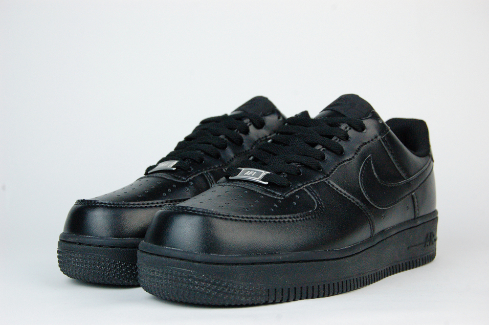 Кроссовки Nike Air Force 1 Low Triple Black