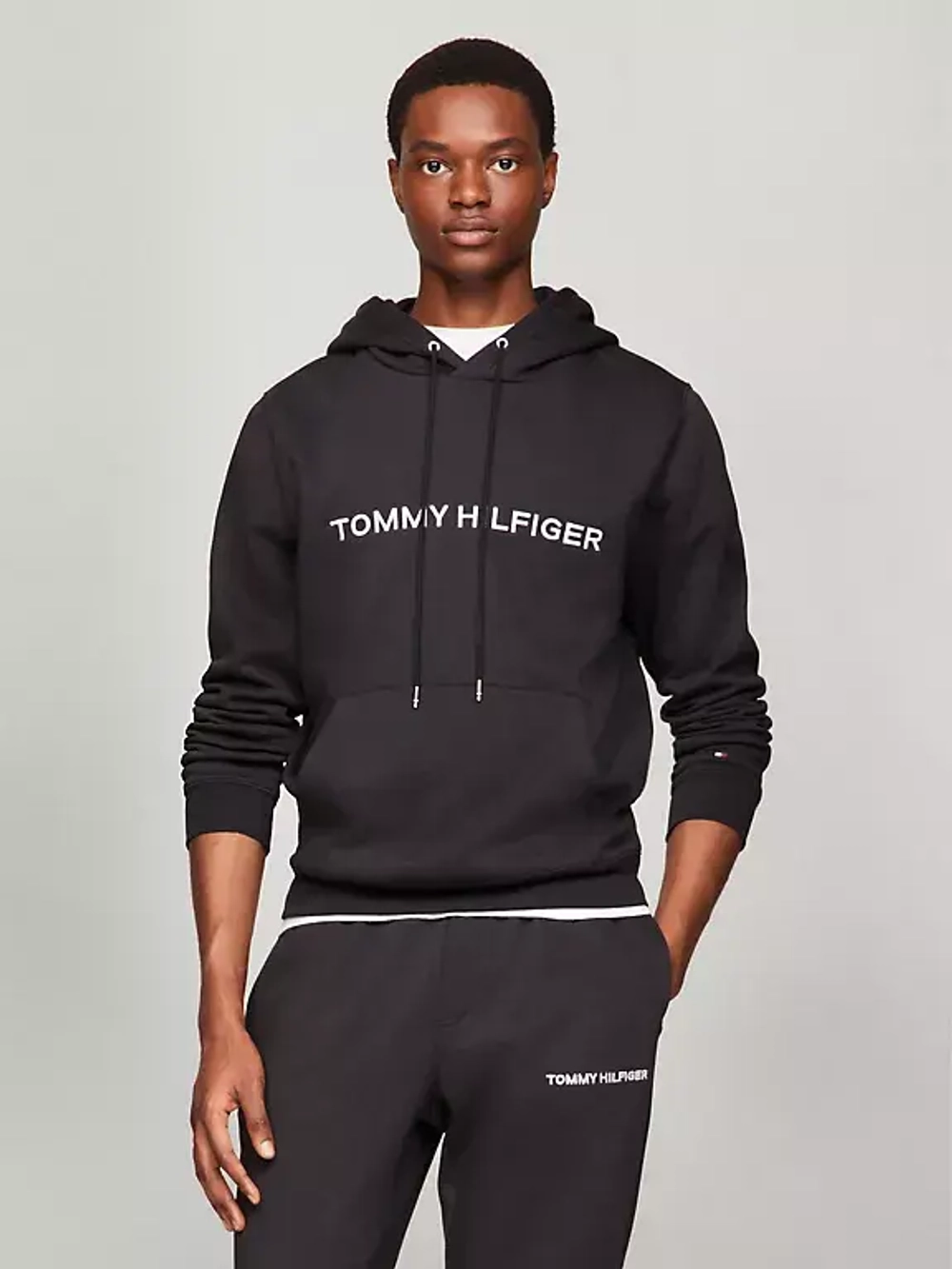 Худи Tommy Hilfiger