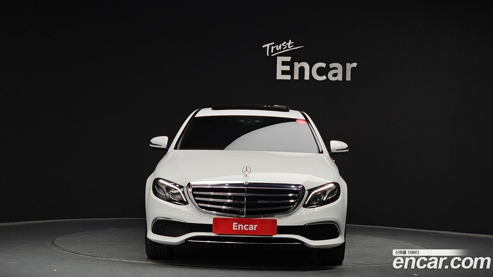 Mercedes-Benz E-Class W213 E300e 4MATIC Exclusive (09.2020)