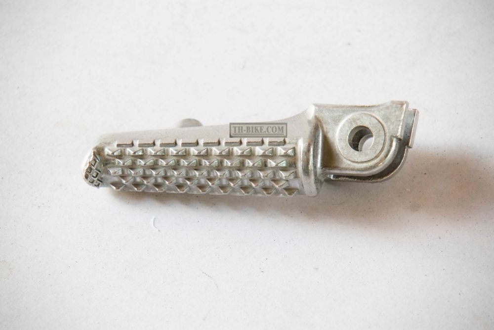 50665-MEL-000. ARM, L. MAIN STEP. Footrest, Footpeg Honda