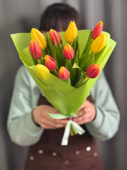 Букет из тюльпанов №8
