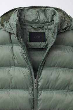 ZARA ЛЕГКИЙ ЖИЛЕТ С КАПЮШОНОМ WATER REPELLENT, СВЕТЛЫЙ ХАКИ