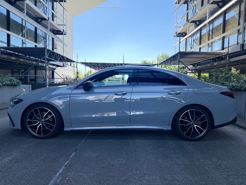 Mercedes-Benz CLA 220