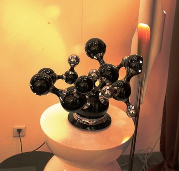 replica ATOMIC table lamp   ( black )