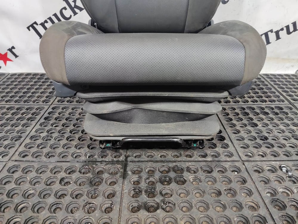 Сиденье пассажирское пневматическое 2023г.