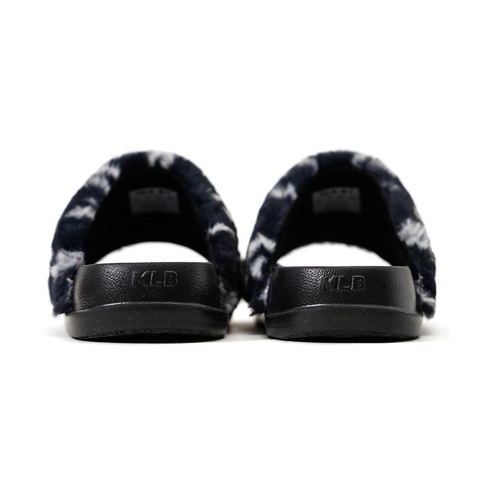 Сандалии и сланцы MLB Slipper Chunky Mound Fur Monogram, 3ALPSWS26-50BKS