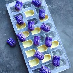 158 | Форма для шоколадных конфет "Тюльпан" (275*135 мм)