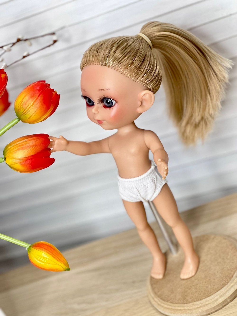 Кукла Nines виниловая 30см Dainty без одежды (2440W3)