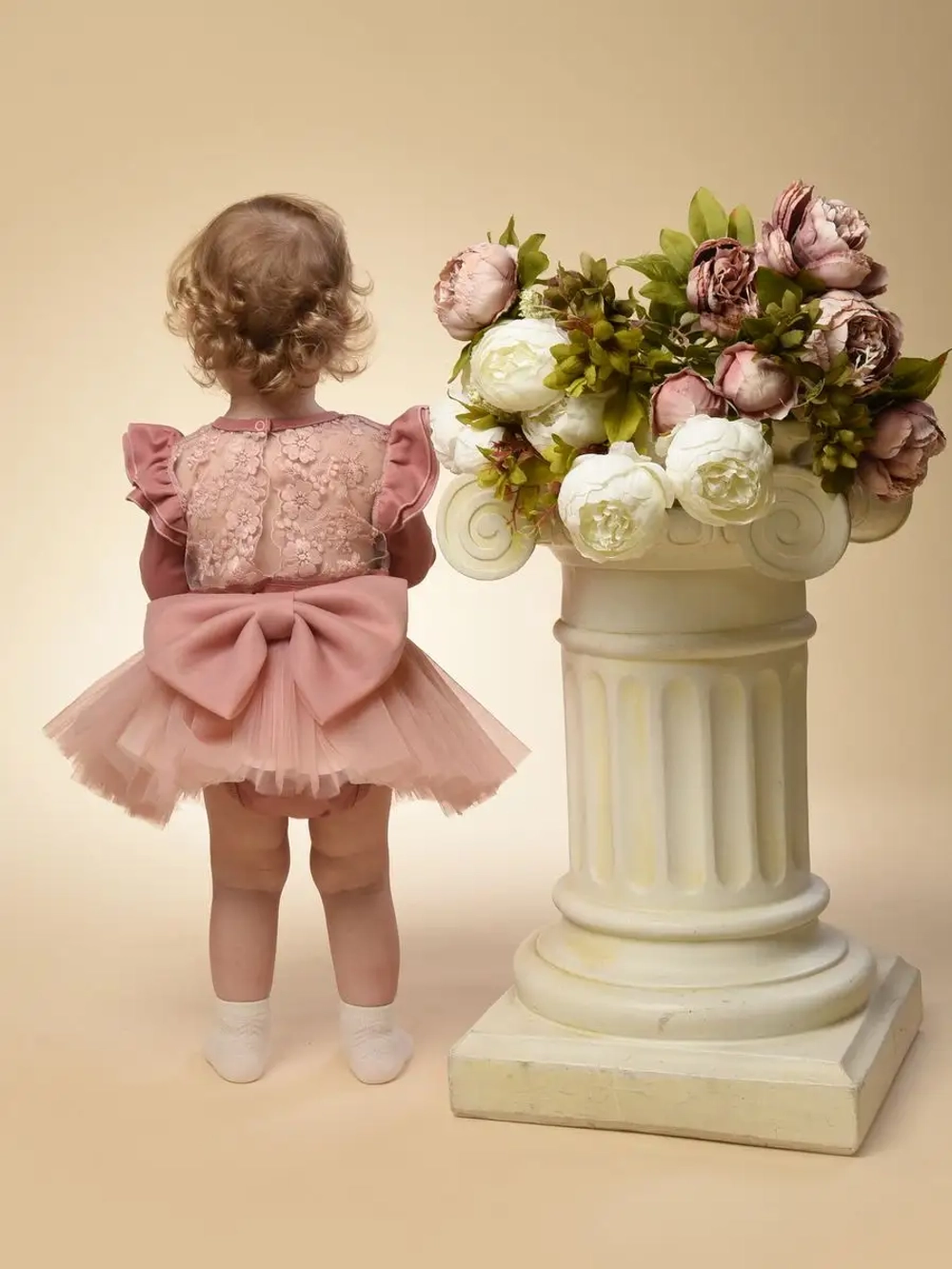 Боди с кружевной спинкой