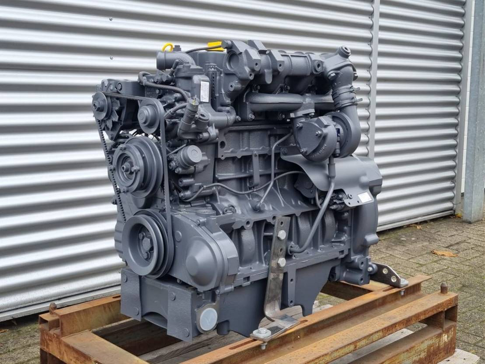 Двигатель Deutz td2011l04w